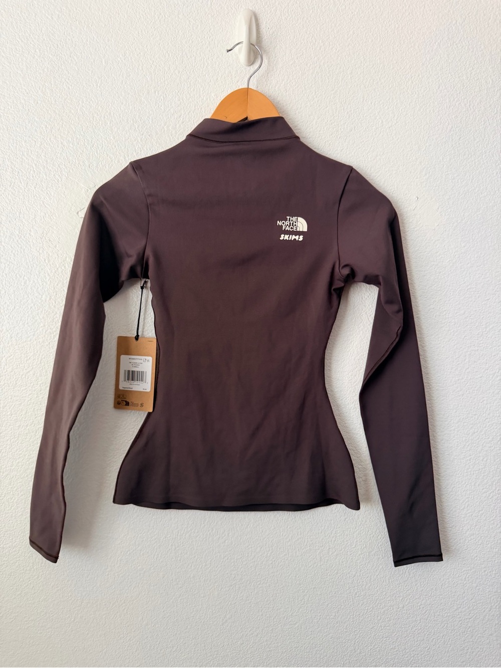 The North Face X Skims Refina Long Sleeve Top Phoenix XS - Picture 5 of 6
